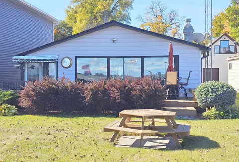 703 Bay, Bay City, MI 48706