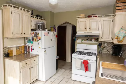 Kitchen - 408 N Maple, Ishpeming, MI 49849 photo 3 of 5