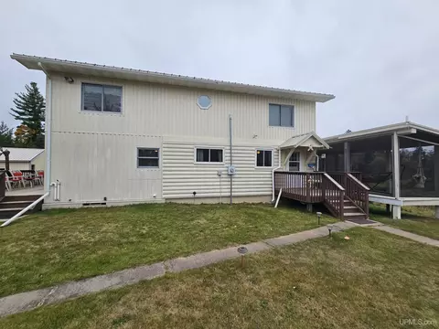 Exterior - 14851 Co Rd Cs, Ishpeming, MI 49849 photo 5 of 16