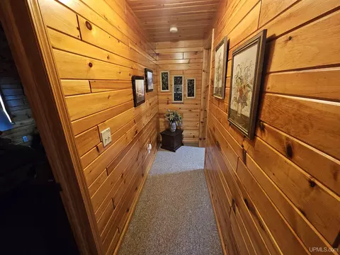 Entry Way - 14851 Co Rd Cs, Ishpeming, MI 49849 photo 3 of 3