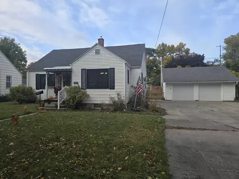 1307 Mercer, Essexville, MI 48732