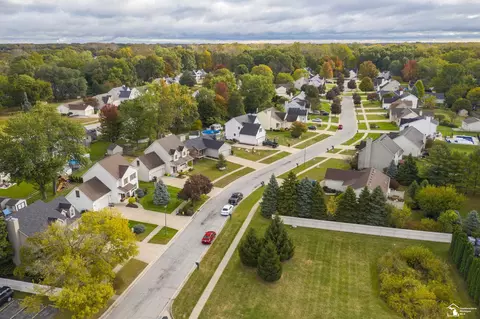 982 Eagle Rdg, Temperance, MI 48182 photo 35
