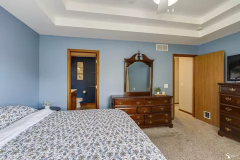 982 Eagle Rdg, Temperance, MI 48182 photo 18