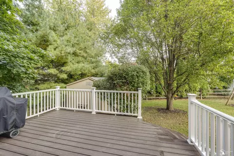 982 Eagle Rdg, Temperance, MI 48182 photo 33