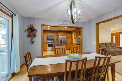 982 Eagle Rdg, Temperance, MI 48182 photo 11