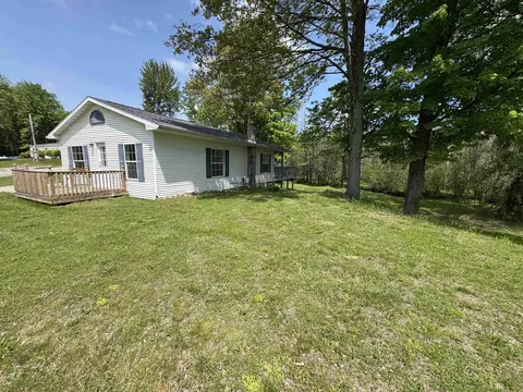 3256 Hilts, Gladwin, MI 48624 photo 3