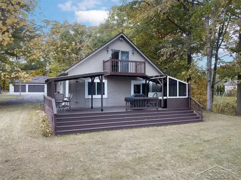 5448 N Lake Sanford, Sanford, MI 48657