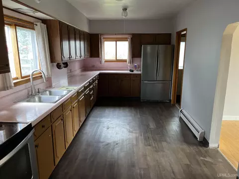 1006 N Second, Ishpeming, MI 49849 photo 19
