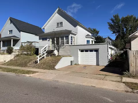 1006 N Second, Ishpeming, MI 49849 photo 2