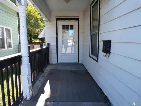 317 W 4th, Monroe, MI 48161 photo 2