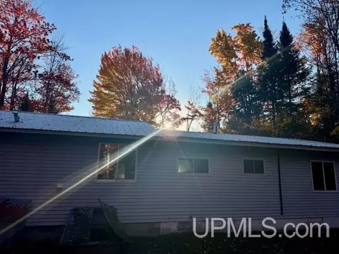 Exterior - 9911 N M94, Shingleton, MI 49854 photo 2 of 9