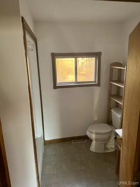Bath - 9911 N M94, Shingleton, MI 49854 photo 1 of 2