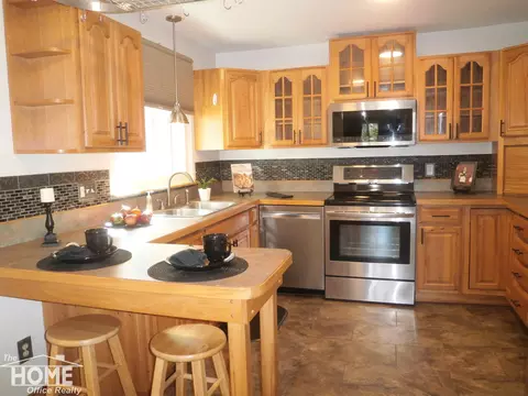 1212 Devonshire, Owosso, MI 48867 photo 5