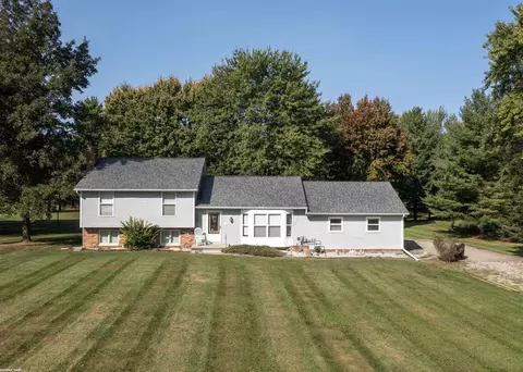 3880 Kidder, Almont, MI 48003