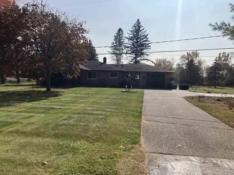 9097 Frost, Saginaw, MI 48609