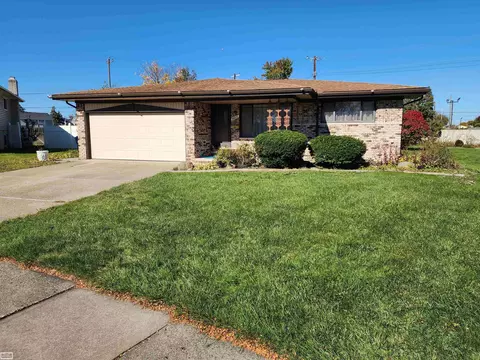 36615 Jeffrey, Sterling Heights, MI 48310
