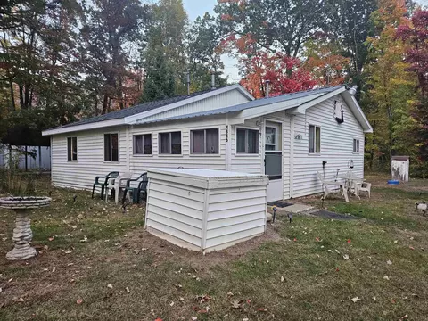 Exterior - 4886 Maplewood, Harrison, MI 48625 photo 7 of 25