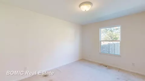 Bedroom - 2505 Dodge, Clio, MI 48420 photo 2 of 6
