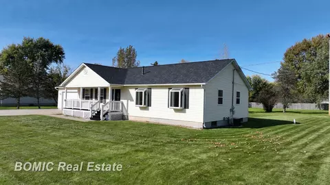 Exterior - 2505 Dodge, Clio, MI 48420 photo 2 of 8