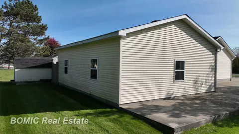 Exterior - 2505 Dodge, Clio, MI 48420 photo 4 of 8