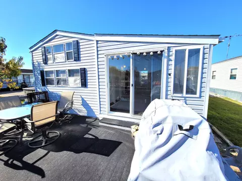 831 S Main St #166, Au Gres, MI 48703 photo 2