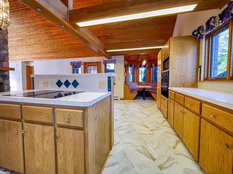 Kitchen - 16 Golfside, Saint Clair, MI 48079 photo 6 of 7
