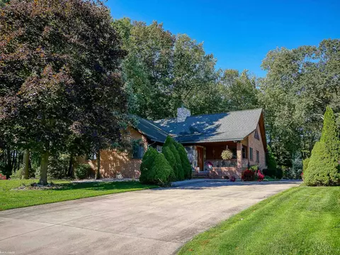 Exterior - 16 Golfside, Saint Clair, MI 48079 photo 1 of 9