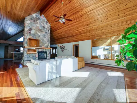 Living - 16 Golfside, Saint Clair, MI 48079 photo 5 of 7