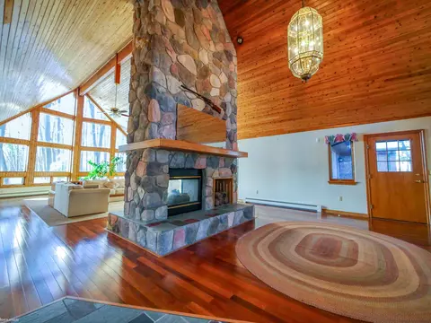 Living - 16 Golfside, Saint Clair, MI 48079 photo 1 of 7