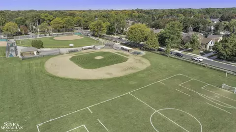 View/Area - 734 Neff, Grosse Pointe, MI 48230 photo 3 of 6