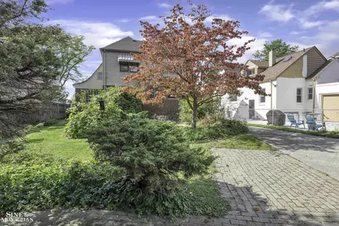 Exterior - 734 Neff, Grosse Pointe, MI 48230 photo 3 of 4