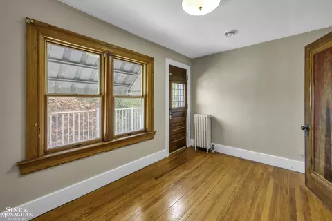 Bedroom - 734 Neff, Grosse Pointe, MI 48230 photo 1 of 5