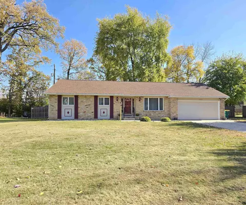 4471 Linden Park, Bay City, MI 48706
