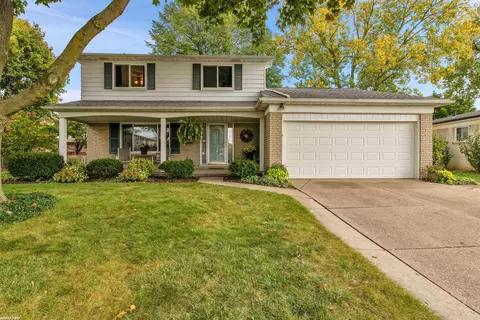 30880 Avondale, Madison Heights, MI 48071