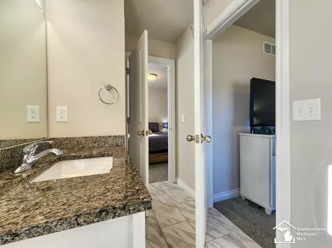 Bath - 2131 Gunnison, Monroe, MI 48162 photo 4 of 4