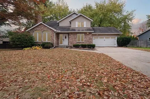 6013 Stonehaven, Midland, MI 48640