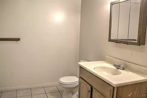 Bath - 3166 Cobblestone, Tecumseh, MI 49286 photo 5 of 6