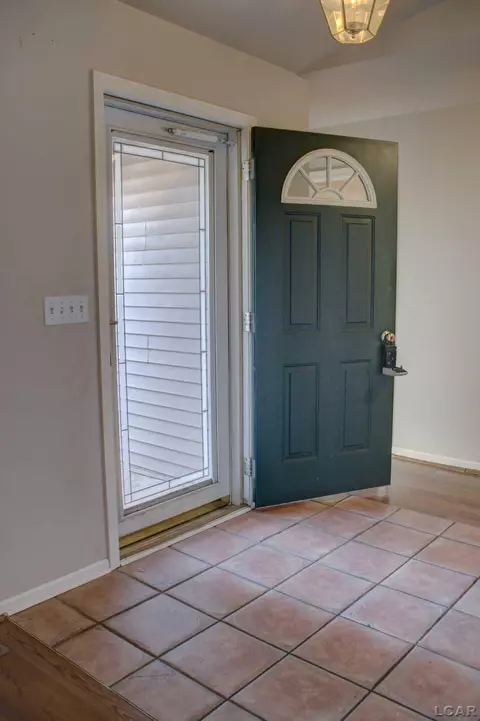 Entry Way - 3166 Cobblestone, Tecumseh, MI 49286 photo 1 of 1
