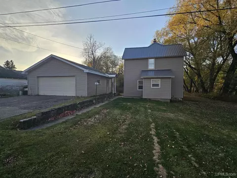 465 Co Rd Pae, Ishpeming, MI 49849