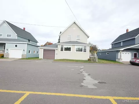 25918 Elm, Calumet, MI 49913