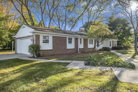 Exterior - 1537 Flushing, Flushing, MI 48433 photo 2 of 5