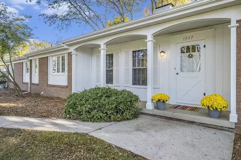 Exterior - 1537 Flushing, Flushing, MI 48433 photo 3 of 5