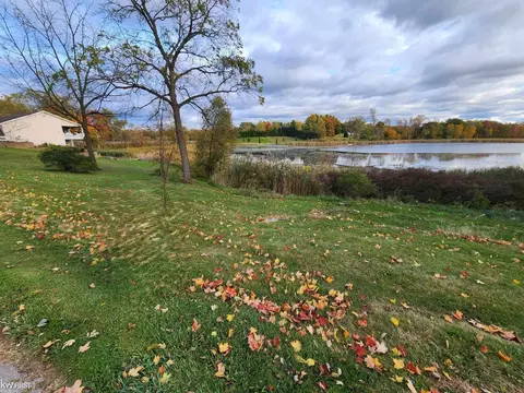 Vl E Main, Otisville, MI 48463