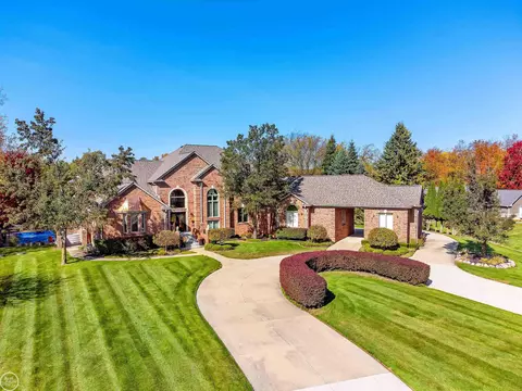 12223 East Rdg, Bruce Township, MI 48065