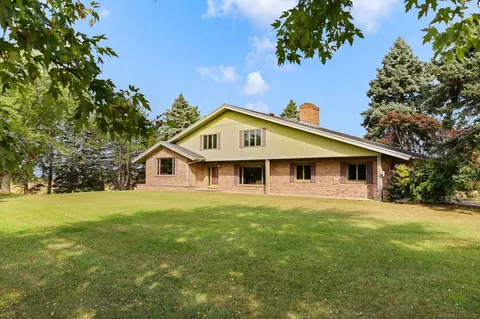 160 W Deckerville, Caro, MI 48723