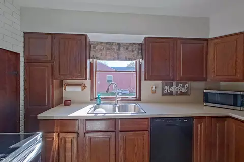 Kitchen - 803 Moore, Davison, MI 48423 photo 2 of 3