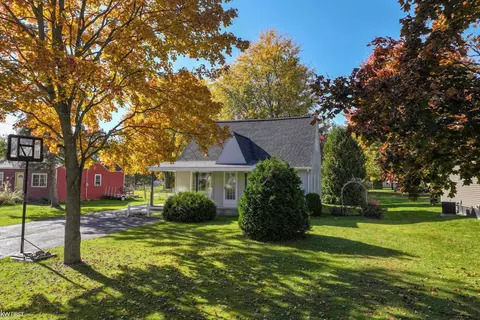 Exterior - 803 Moore, Davison, MI 48423 photo 3 of 14