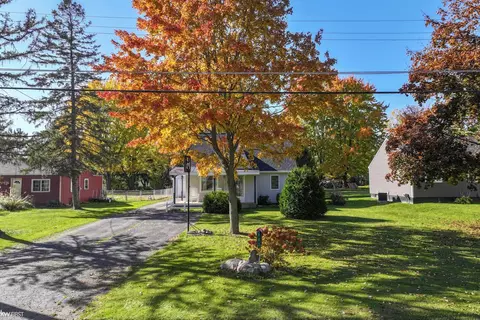 Exterior - 803 Moore, Davison, MI 48423 photo 2 of 14