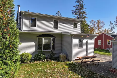 Exterior - 803 Moore, Davison, MI 48423 photo 10 of 14