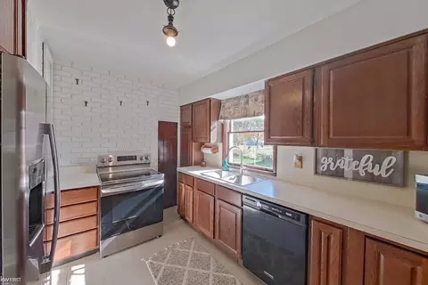 Kitchen - 803 Moore, Davison, MI 48423 photo 1 of 3